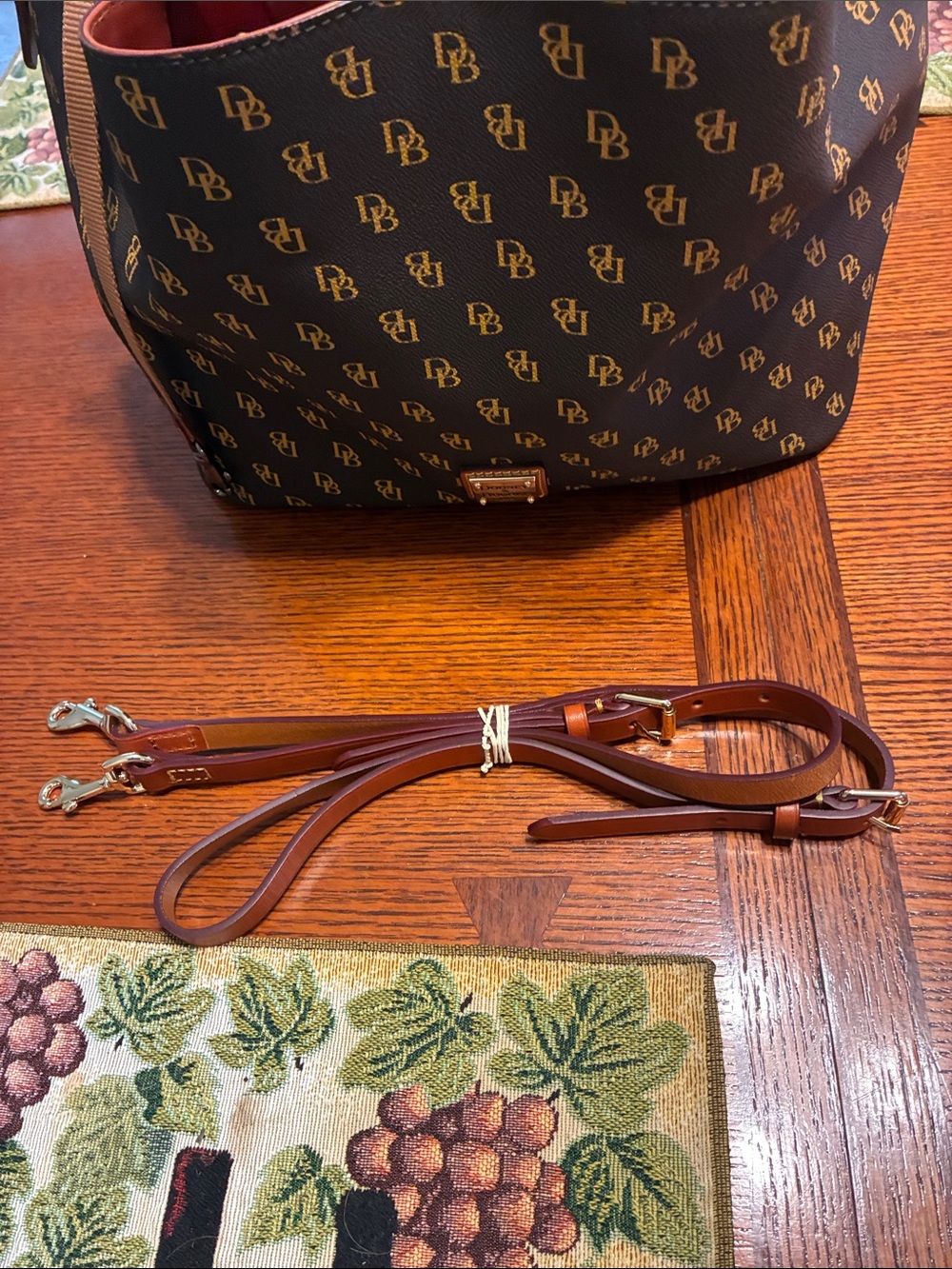 Dooney & Bourke Black and Brown Logo Satchel The Gretta Brenna. - Picture 2 of 11